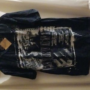 NIRVANA  T-SHIRT NWT FROM  ROLLING STONE MAGAZINE  SIZE M.